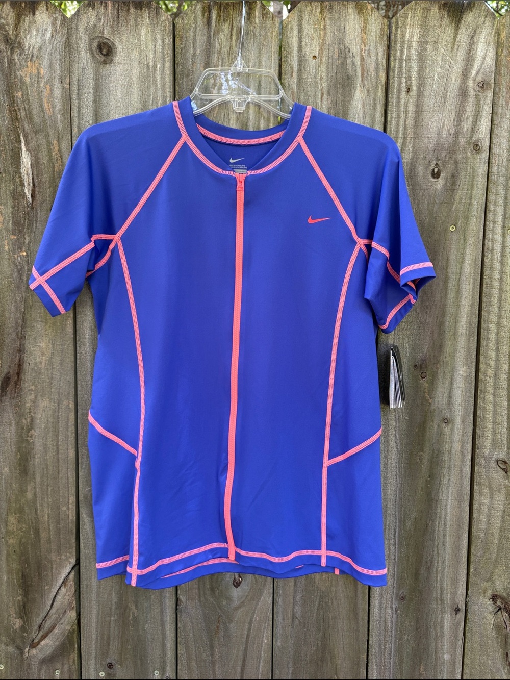 Nike outdoor top
